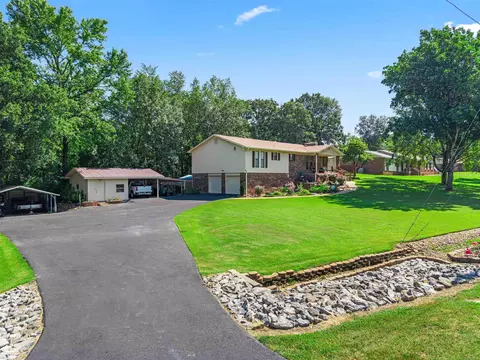 107 Meadow Hill Pl, Hot Springs, AR 71913