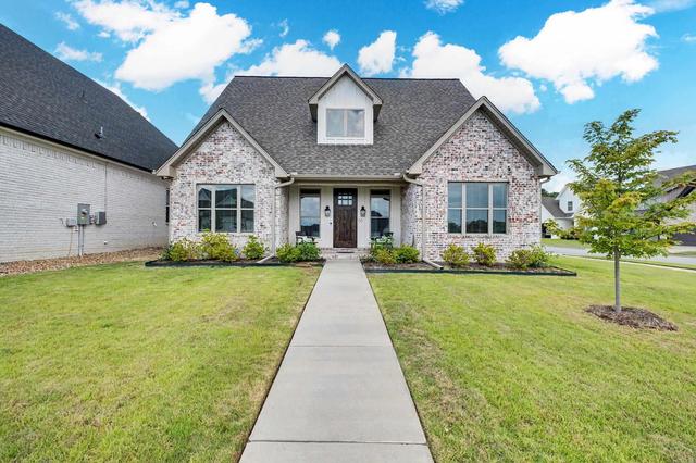 50 Fletcher Ridge Cir, Little Rock, AR 72223