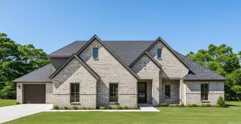 607 Corondelet Dr, Maumelle, AR 72113