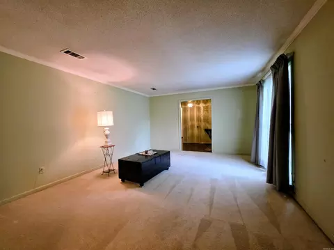 Living - 2600 Beau Monde, Pine Bluff, AR 71603 photo 4 of 4