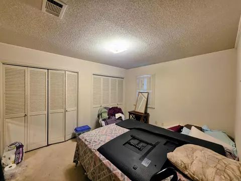 Bedroom - 2600 Beau Monde, Pine Bluff, AR 71603 photo 2 of 4