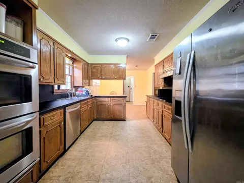 Kitchen - 2600 Beau Monde, Pine Bluff, AR 71603 photo 1 of 3