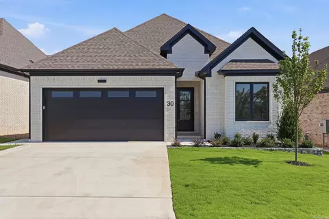 30 Mountain Brook Rd, Little Rock, AR 72223