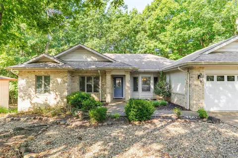 3 Gorrion Ln, Hot Springs Village, AR 71909
