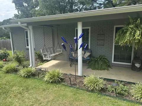 Exterior - 819 E Unity Rd, Paragould, AR 72450 photo 4 of 10