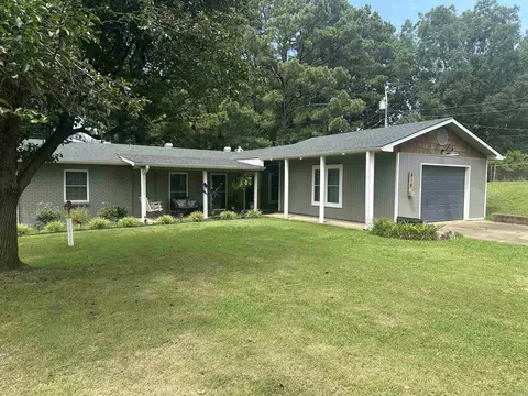 Exterior - 819 E Unity Rd, Paragould, AR 72450 photo 6 of 10