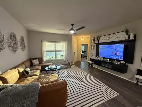 Living - 36 Spring Ridge Ln, Conway, AR 72032 photo 2 of 3