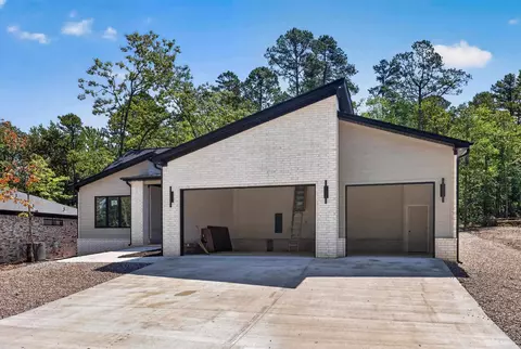 44 Estrella Way, Hot Springs Village, AR 71909