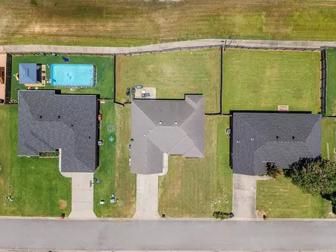 View/Area - 2411 Lancashire Ln, Cabot, AR 72023 photo 2 of 3