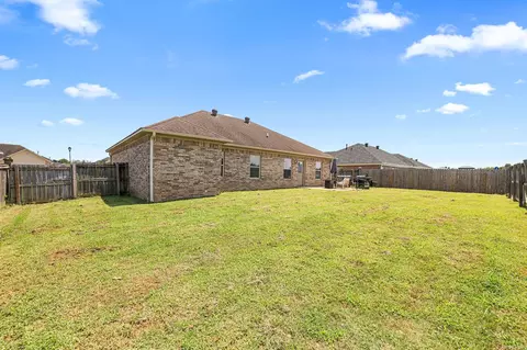 Exterior - 2411 Lancashire Ln, Cabot, AR 72023 photo 8 of 8
