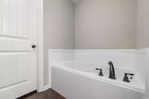 Entry Way - 2411 Lancashire Ln, Cabot, AR 72023 photo 2 of 2