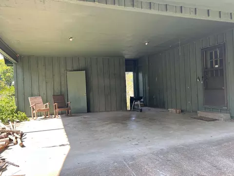 Exterior - 236 N Riverview Ln, Mountain View, AR 72560 photo 4 of 4