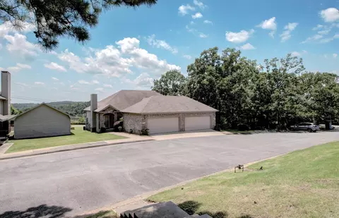 41 Reservoir Heights Dr, Little Rock, AR 72227