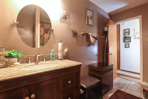 Bath - 3702 Fair Oaks Dr, Pine Bluff, AR 71603 photo 1 of 2