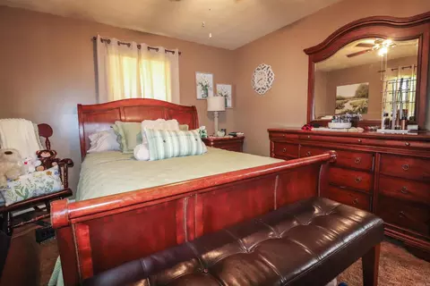 Bedroom - 3702 Fair Oaks Dr, Pine Bluff, AR 71603 photo 2 of 6