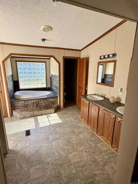 955 Nctr Rd, Redfield, AR 72132 photo 5