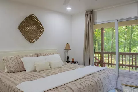 Bedroom - 156 Polk Road 38, Hatfield, AR 71945 photo 1 of 4