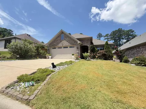 4 Piper Ln, Little Rock, AR 72223