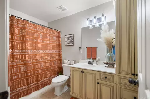 Bath - 112 Kee Cove Cv, Benton, AR 72015 photo 1 of 4