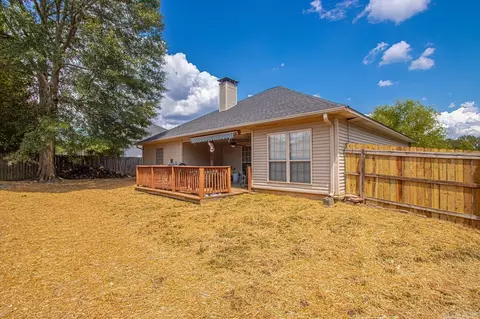 Exterior - 112 Kee Cove Cv, Benton, AR 72015 photo 4 of 7