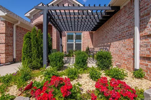 Exterior - 97 Pinnacle Dr, Bryant, AR 72022 photo 3 of 22