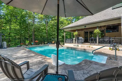 9 Fenix Cir, Hot Springs Village, AR 71909