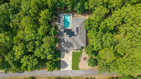 9 Fenix Cir, Hot Springs Village, AR 71909