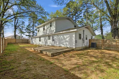 Exterior - 710 Clara Dr, Conway, AR 72034 photo 5 of 10