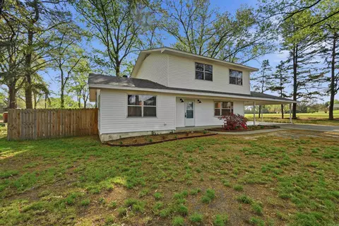 Exterior - 710 Clara Dr, Conway, AR 72034 photo 9 of 10