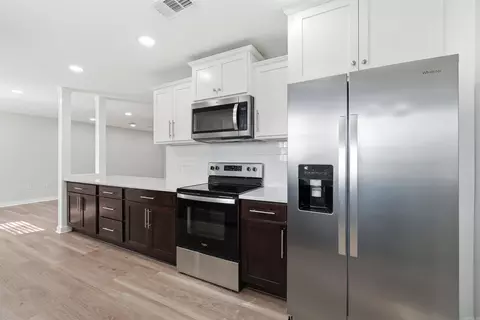 Kitchen - 710 Clara Dr, Conway, AR 72034 photo 3 of 3