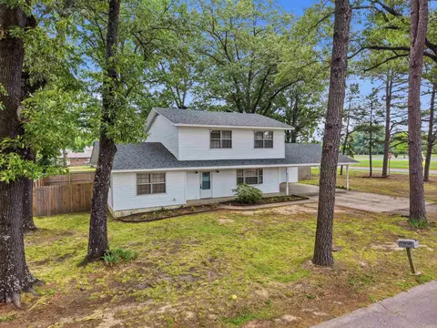 Exterior - 710 Clara Dr, Conway, AR 72034 photo 2 of 10