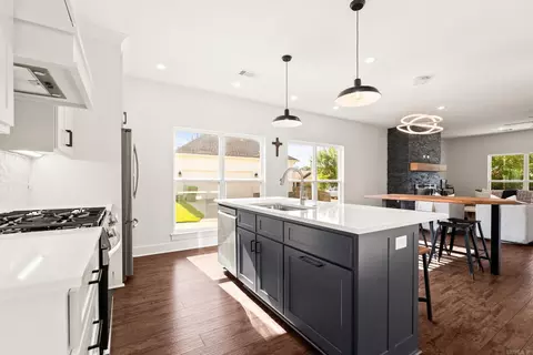 Kitchen - 231 A St, Bryant, AR 72022 photo 5 of 6