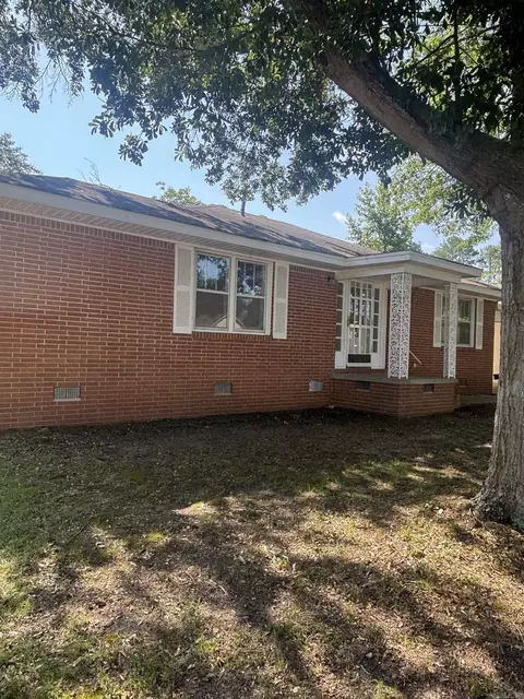 2119 Sulton St, Malvern, AR 72104