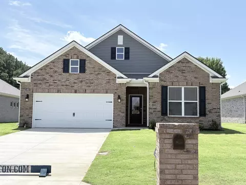 4905 Edgemont Dr, Jonesboro, AR 72405