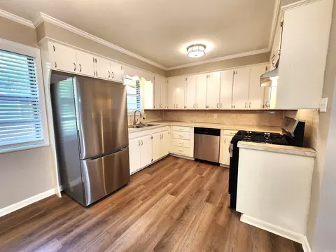 466 Atkins St, Hampton, AR 71744 photo 10