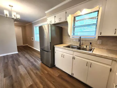 466 Atkins St, Hampton, AR 71744 photo 12