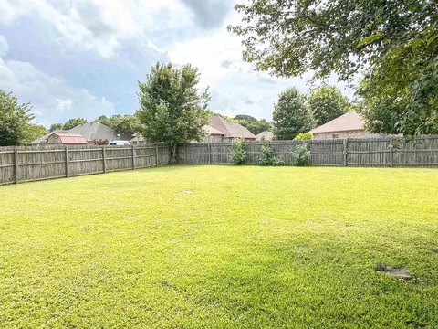 Exterior - 301 Crain, Searcy, AR 72143 photo 7 of 10