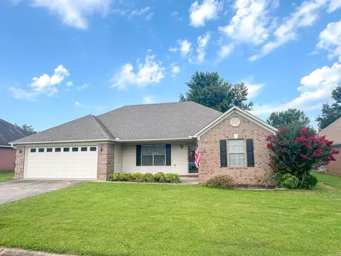 Exterior - 301 Crain, Searcy, AR 72143 photo 4 of 10
