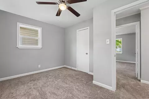 Bedroom - 2607 W 26th Ave, Pine Bluff, AR 71603 photo 9 of 11