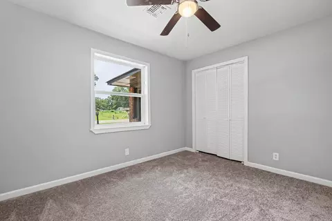 Bedroom - 2607 W 26th Ave, Pine Bluff, AR 71603 photo 5 of 11