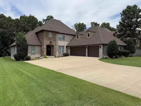 4920 Winged Foot, Jonesboro, AR 72405