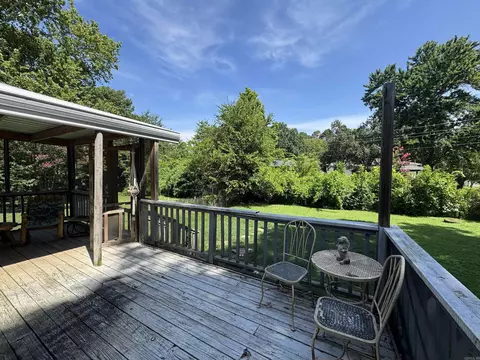 Exterior - 1111 View, Morrilton, AR 72110 photo 4 of 8