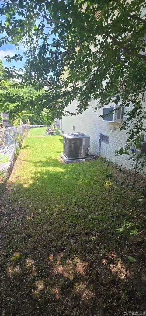 Exterior - 1111 View, Morrilton, AR 72110 photo 8 of 8
