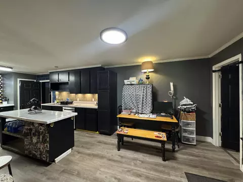 Kitchen - 1111 View, Morrilton, AR 72110 photo 2 of 4
