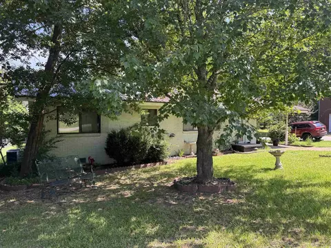 Exterior - 1111 View, Morrilton, AR 72110 photo 2 of 8