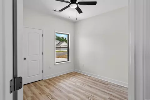 Bedroom - 517 Madeleine Cir, Austin, AR 72007 photo 7 of 8