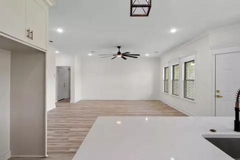 Living - 517 Madeleine Cir, Austin, AR 72007 photo 4 of 6