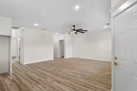 Living - 517 Madeleine Cir, Austin, AR 72007 photo 6 of 6