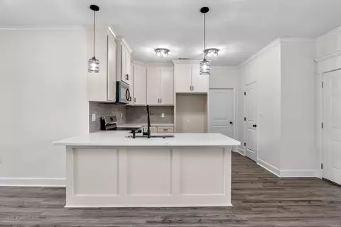 Kitchen - 515 Madeleine Cir, Austin, AR 72007 photo 1 of 3