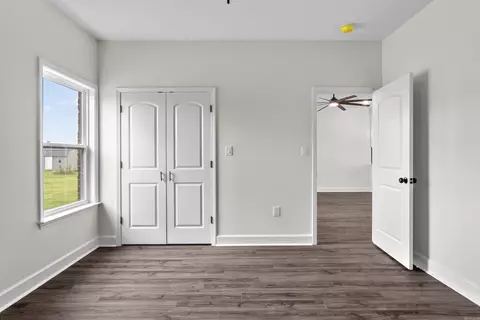 Bedroom - 515 Madeleine Cir, Austin, AR 72007 photo 6 of 7